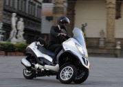 Piaggio MP3 Hybrid